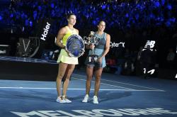 萨巴伦卡复出首秀出彩，曼联主场鏖战利物浦，豪取50连胜的简单介绍