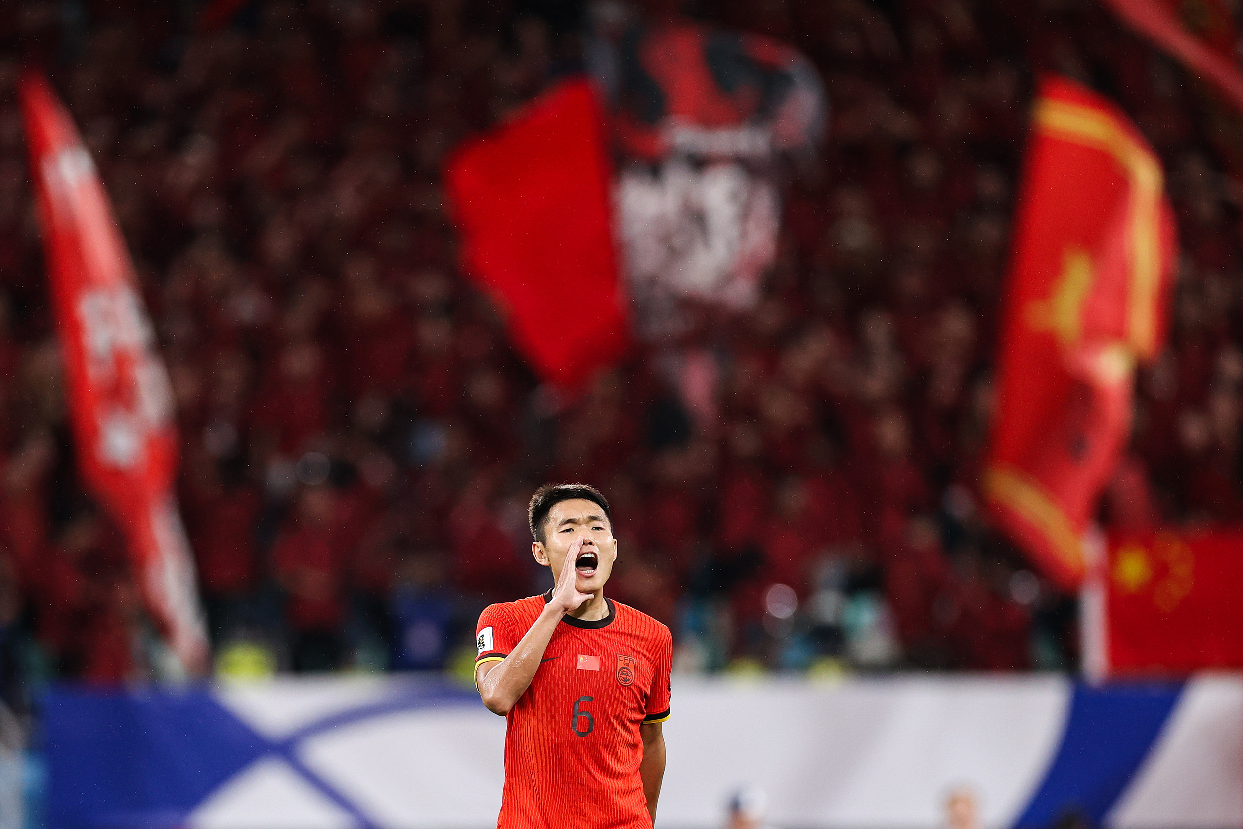 包含国足全力备战国际盛事，显神通，夺魁绝伦的词条